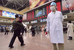 Beijing struggling to prevent SARS spread